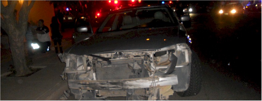 Nuevo accidente vial en el Eje Vial Tabasco - foto 4 - Chrysler Charger RT placas WCC-1719